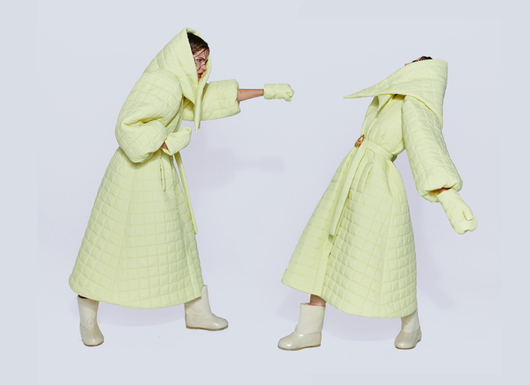 От богемных платьев до уютных пижам: лукбуки новогодних коллекций российских дизайнеров