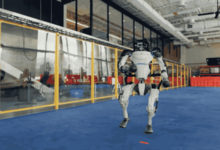 Фото - Boston Dynamics показала «грязные танцы» в исполнении роботов Atlas и Spot