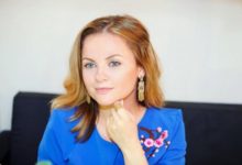 Фото - «Не узнать»: Юлия Проскурякова предстала в Сети со вторым подбородком и без макияжа