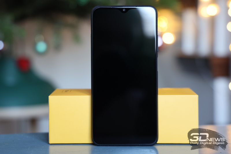 Xiaomi POCO M3, лицевая панель: фронтальная камера в вырезе в верхней части, под верхней кромкой — динамик
