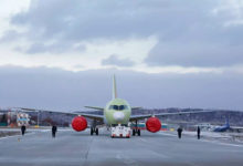Фото - Российский «самолет XXI века» впервые взлетел с российскими двигателями