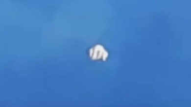Фото - Странный летающий объект был снят на видео пассажиром самолёта