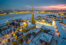 Фото - Туристы аннулировали 95% новогодних экскурсионных туров в Петербург
