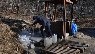 Фото - Малышева предупредила россиян о вреде родниковой воды