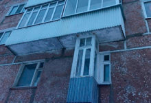 Фото - Одноместный балкон в российском городе удивил жителей