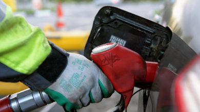 Фото - Россиянам пообещали рост цен на бензин в пределах инфляции