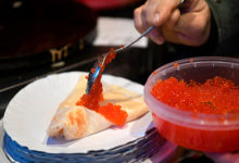 Фото - Россиянка угостила турок популярной русской едой и описала их реакцию