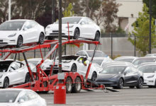 Фото - Tesla отзовет десятки тысяч машин из-за опасных дефектов