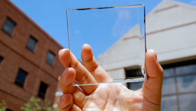 Фото - Учёные создали прозрачную солнечную панель, которую можно интегрировать в смартфон