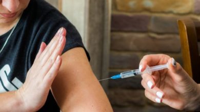 Фото - Врач назвал 6 самых вредных мифов о прививке от COVID-19