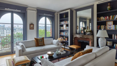 Фото - Апартаменты английского дизайнера с видом на Лувр в Париже