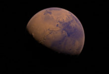 Фото - Аппарат миссии ExoMars сфотографировал гигантские смерчи на Красной планете