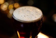 Фото - Британские пабы уничтожили пиво на миллионы долларов: Бизнес
