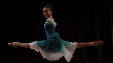 Фото - Девушка, родившаяся без рук, страстно увлечена балетом