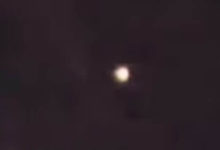 Фото - Грозовые облака не помешали НЛО совершить полёт по небу
