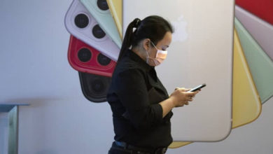 Фото - Скоро iPhone можно будет разблокировать даже в маске, но потребуются Apple Watch