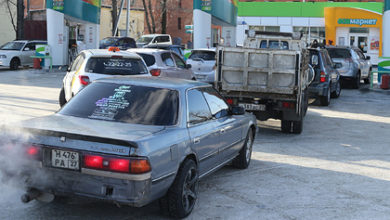 Фото - В Хабаровск пообещали подвезти бензин после появления очередей на заправках