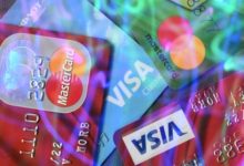 Фото - Выдачи кредитных карт в России упали вдвое