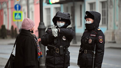 Фото - Доктор Мясников оценил идею ввести ковид-паспорта