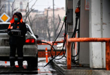 Фото - Кремль успокоил россиян по поводу цен на топливо