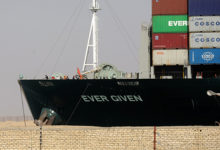 Фото - Описаны риски для глобальной торговли от пробки в Суэцком канале