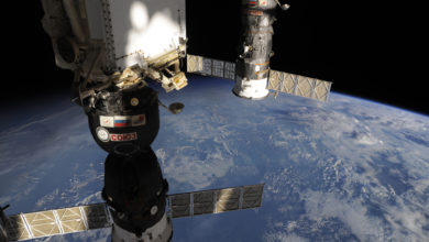 Фото - Роскосмос рассказал о перестыковке пилотируемого корабля «Союз МС» на МКС