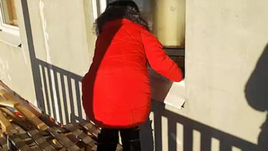 Фото - Россиянин перекрыл двери и вынудил бывшую жену ходить через окно