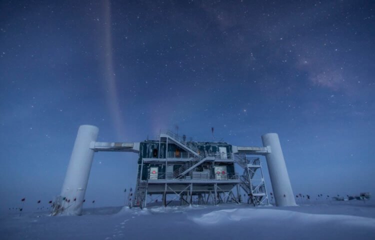 В России создан самый большой нейтринный телескоп. Что это и для чего он нужен?
