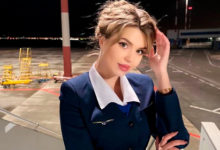 Фото - Внешность российской стюардессы на фото в униформе удивила иностранцев в сети