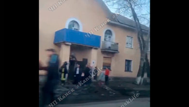 Фото - У жилого дома в российском городе рухнула стена