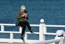 Фото - Российским пенсионерам посоветовали воздержаться от поездок на море