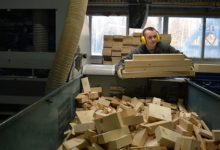 Фото - Стало известно о дефиците древесины для строительства домов в России