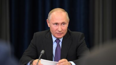 Фото - Владимир Путин поручил обеспечить продление программы туристического кешбэка