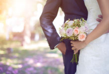 Фото - Невеста, решившая «подзаработать» деньги на свадьбу, не вызвала у людей одобрение