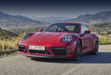 Фото - Porsche 911 GTS накачал мускулы и получил новые опции