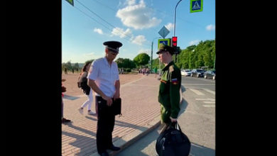 Фото - Тиктокера задержали за ношение полицейской формы