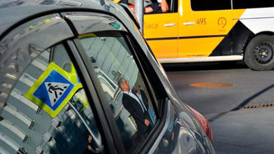 Фото - В Подмосковье невакцинированных водителей такси отключат от заказов