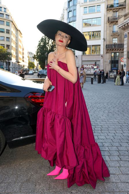 "Ее звали мечтой": 6 образов Ренаты Литвиновой во время Недели моды в Париже