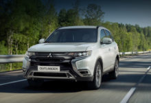 Фото - Калужский Mitsubishi Outlander обновился и прибавил в цене