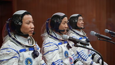 Фото - Космонавты из Китая вышли в открытый космос впервые за 13 лет