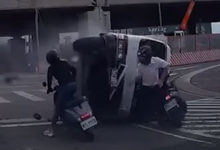 Фото - Мотоциклист едва разминулся с грузовиком благодаря своей реакции