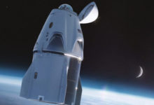 Фото - В космическом корабле Crew Dragon появится туалет с панорамным видом на космос