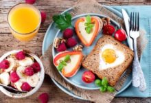 Фото - Здоровый завтрак – это не только овсянка: полезные варианты назвали эксперты