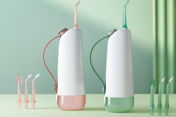Какие бывают зубные щётки и почему их недостаточно для правильной чистки