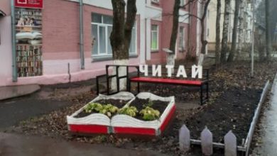 Фото - В Вологодской области отцы вместе с детьми создали арт-скамейку