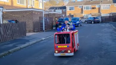 Фото - Любящий папа сделал для сына миниатюрную пожарную машину