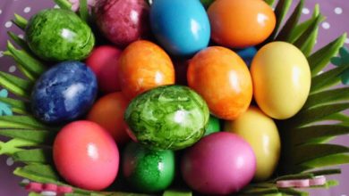 Фото - Пасхальный кролик раздал детишкам яйца, наполненные не конфетами, а презервативами