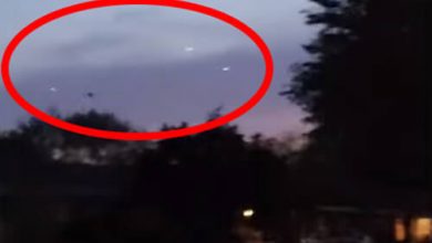 Фото - Очевидец запечатлел множество светящихся НЛО, летевших в небе