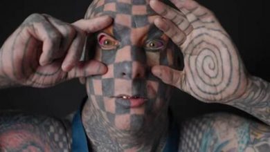 Фото - Рекордсмен с большим количеством квадратных татуировок добавил на кожу новые квадраты