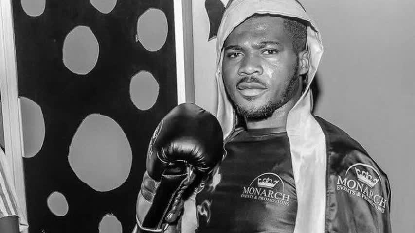 Фото - Африканский боксер умер в 18 лет